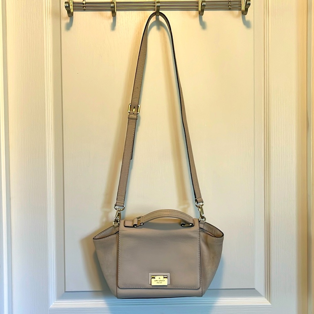 Kate Spade cream shoulder bag
